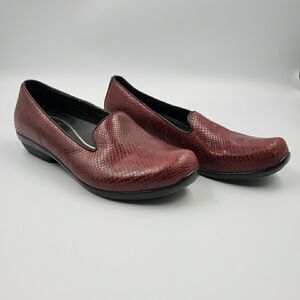 Dansko Womens Loafer Shoes Olivia Faux Snakeskin Leather Slip-On Loafer Size 38
